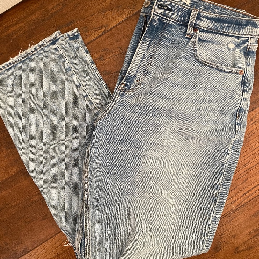Abercrombie & Fitch 90s High-Rise Ultra High Rise